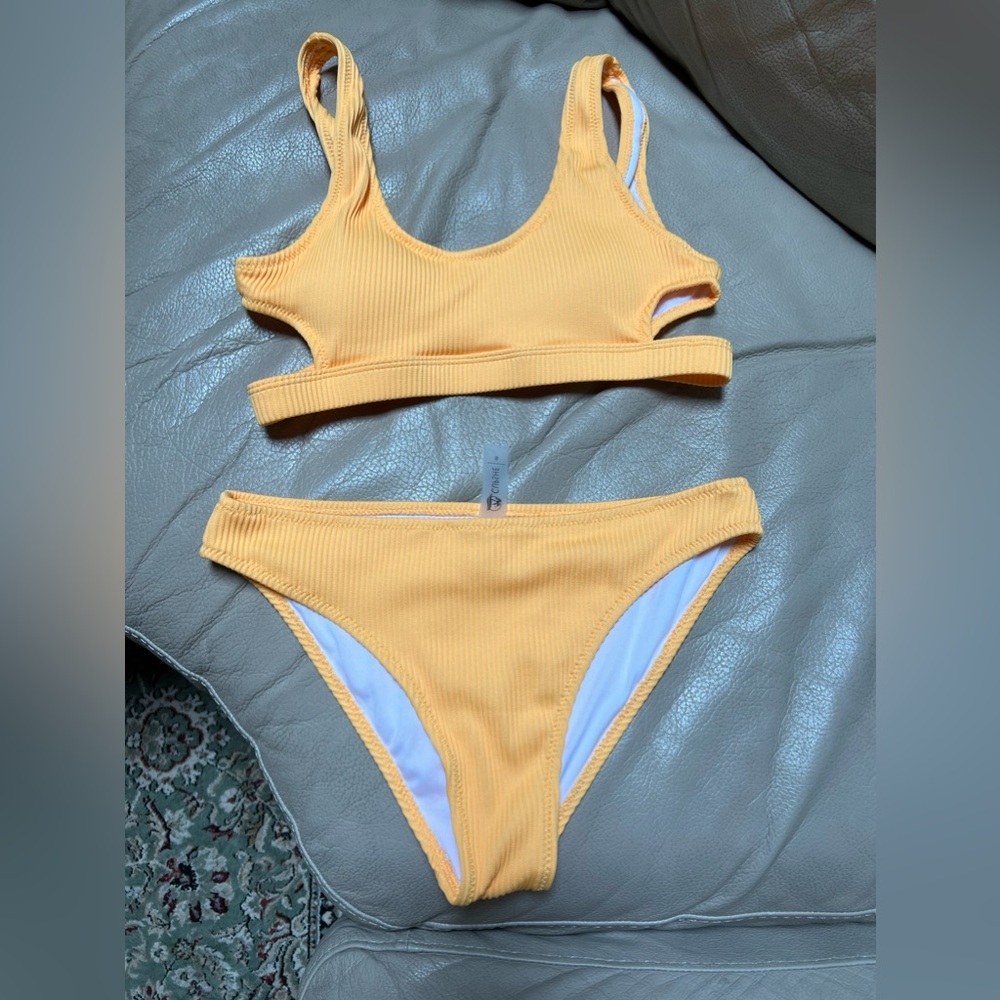 Cupshe swimsuit